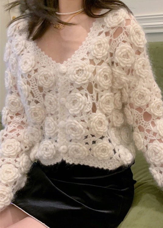 Luvik | Neulemekot, joissa on beige nappikuvio