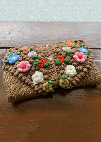 Luvik | Mukautuva puuvillapatchworktakki ruskeilla napilla