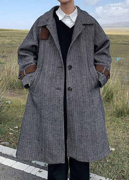 Luvik | Paksusta villasta valmistetut miesten takit mustalla korkeasekäytävällä ja talvitaskuilla