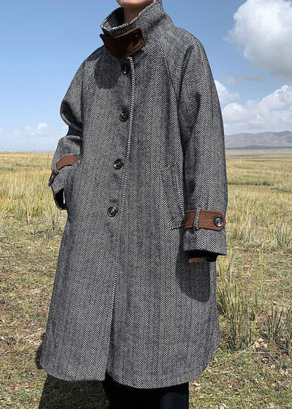 Luvik | Paksusta villasta valmistetut miesten takit mustalla korkeasekäytävällä ja talvitaskuilla