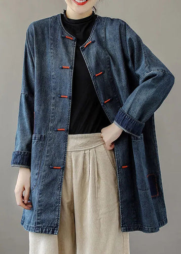 Luvik | Blå denim-lappetakk med rund krage, lange ermer og lommer