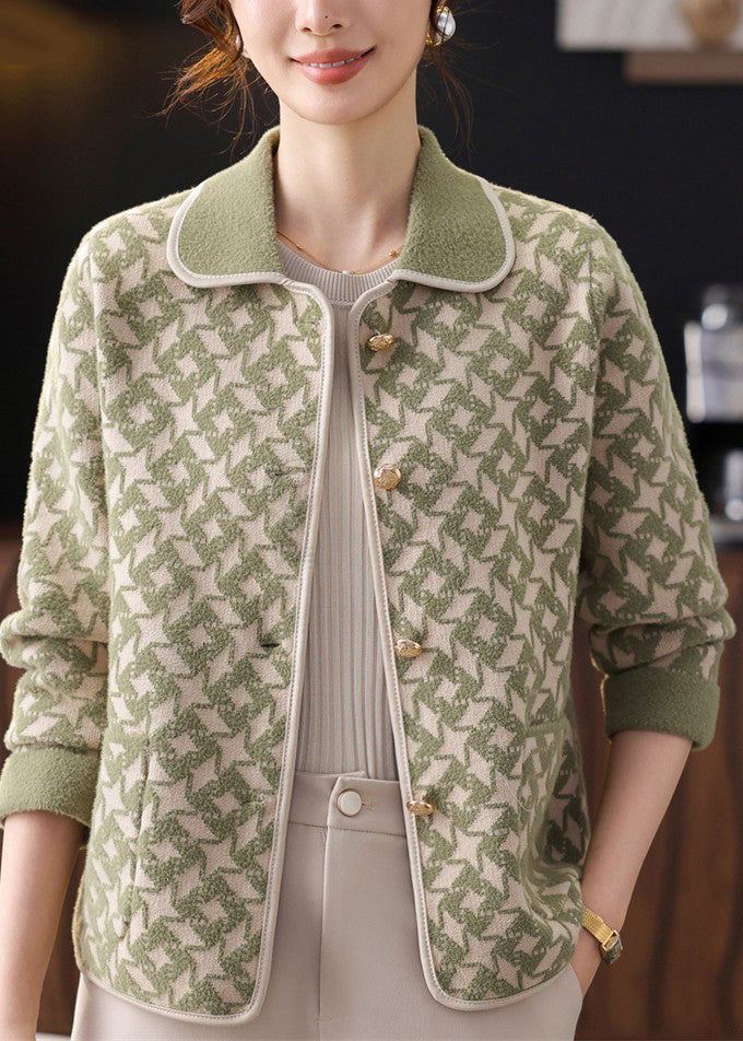 Luvik | Nappi-taskuilla varustettu neuletakki