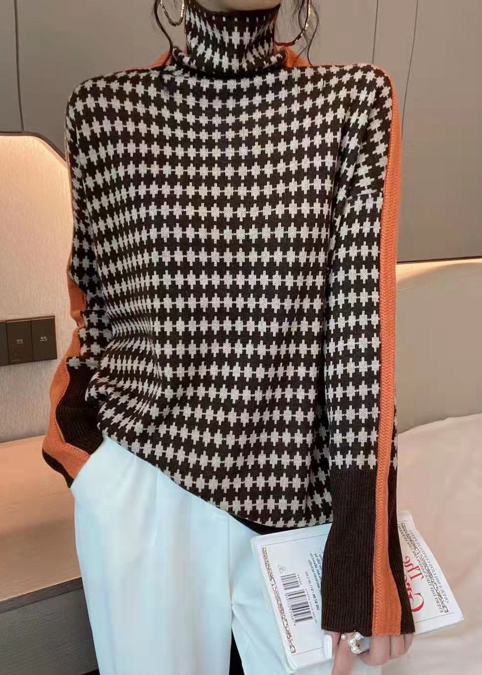 Luvik | Vihreä ruudullinen neuletakki, jossa on korkea kaulus Patchwork