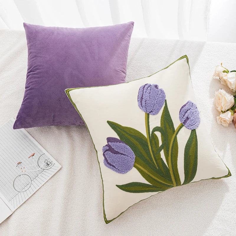 Brodert tulipan putetrekk