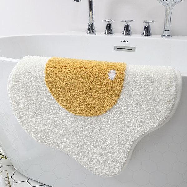 Fried Egg Shaped Rug | Luvikno