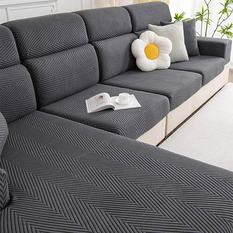 Fullstendig innpakket fiskebensmønster sofaovertrekk i slitesterk chenille | Luvikno