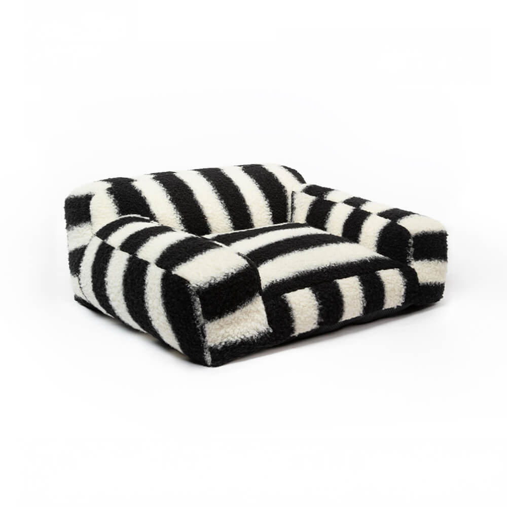 Moderne Faux Lambswool Kattesofa med Brede Armlener og Avtakbar Pute | Luvikno