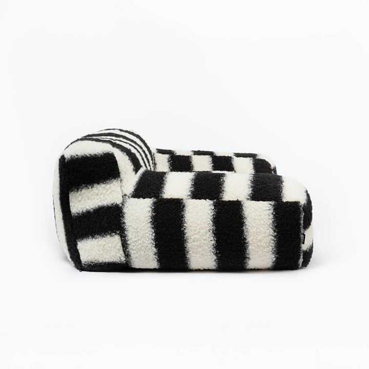 Moderne Faux Lambswool Kattesofa med Brede Armlener og Avtakbar Pute | Luvikno