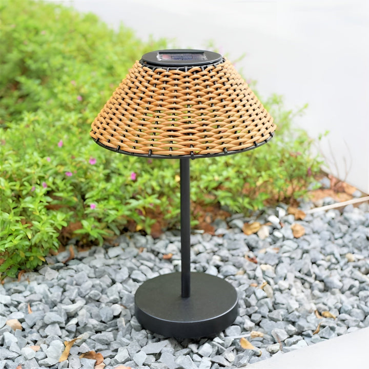 Luvikno | Elegant GardenVevd Solbordlampe - Værbestandig & Energisparende