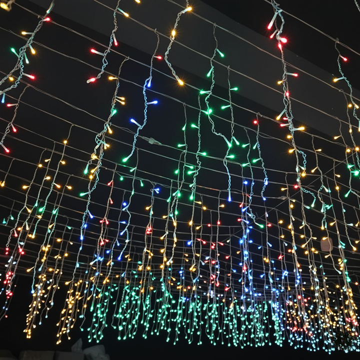 Luvikno | 50m LED Istapp Gardinlys – 36V Lavspent Julelys Utendørs Vanntett