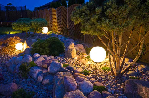 Flerfarget LED kule hage lampe med fjernkontroll | Luvikno