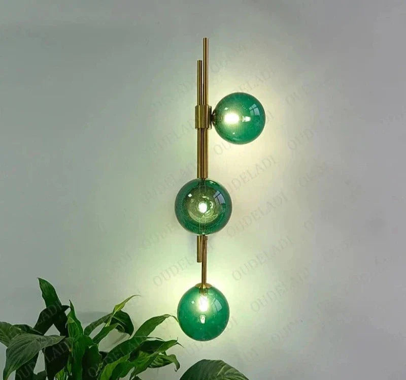 Moderne Glass Ball Vegglamper – Elegante LED Vegglys for Soverom og Stuer | Luvikno