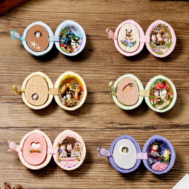 Håndlaget Tre Miniature Valnøtt Dukkehus | Luvikno