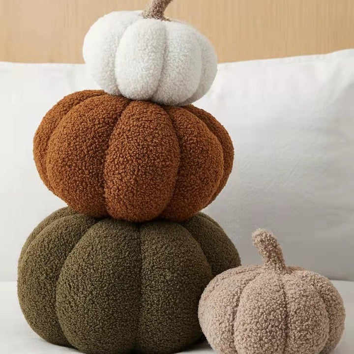 CozyPumpkin – Myk høstgresskarpute Luvikno