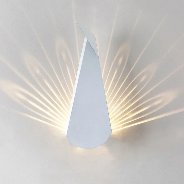 ElegantLuxe - Moderne LED Vegglampe Påfugl Fjær Skålift