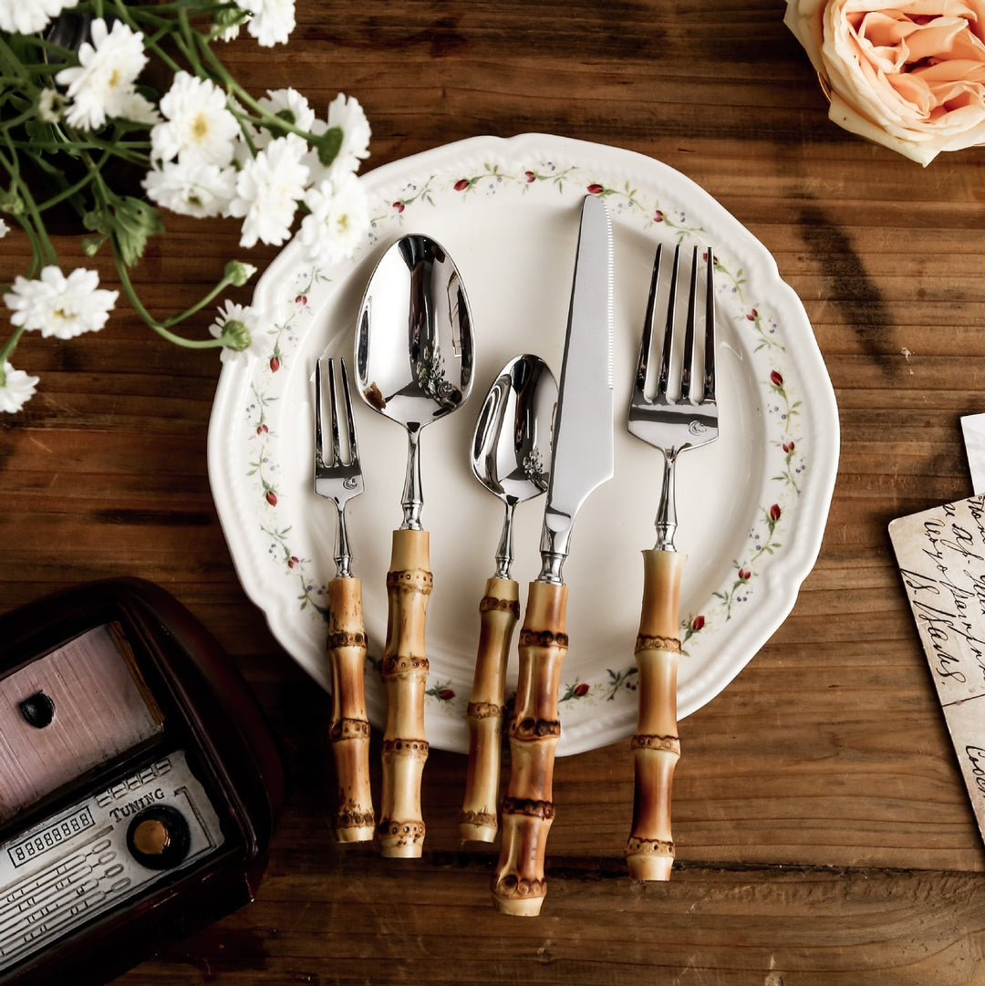 BambooElegance – Luksus bestikksett med bambusdetaljer | Luvikno