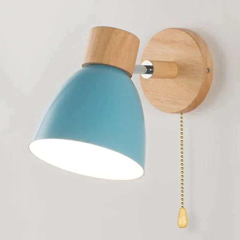 Elegant veggapplikasjon i tre - moderne og varmt design | Luvikno