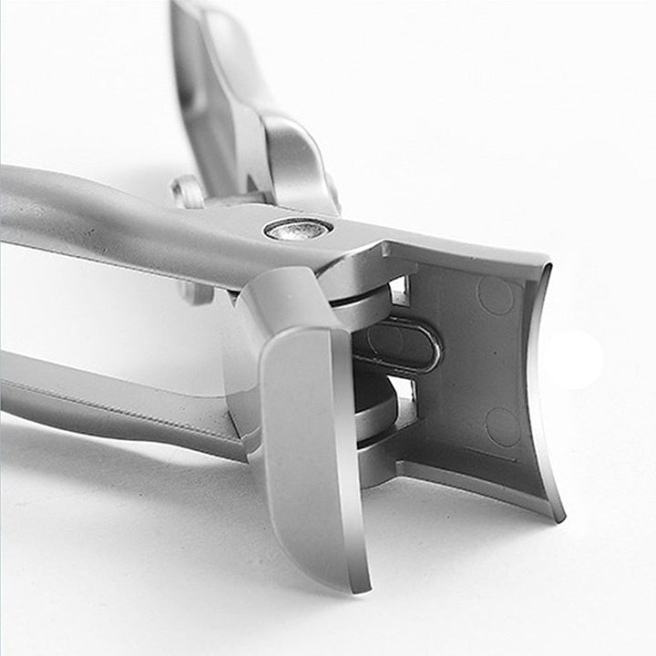 Clean Cut Sharp Nail Clipper | Luvikno