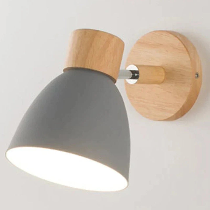 Elegant veggapplikasjon i tre - moderne og varmt design | Luvikno