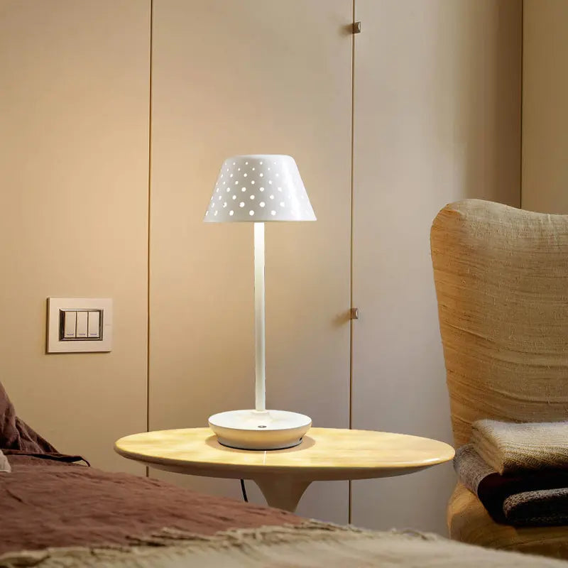 LuxeGlow – Portable LED Bordlampe for Moderne Interiør Luvikno