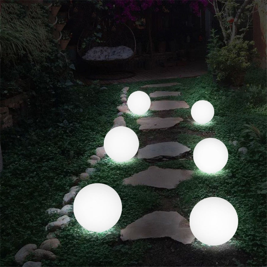 Flerfarget LED kule hage lampe med fjernkontroll | Luvikno
