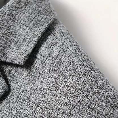 Luvik | Miesten bleiseri perinteisellä leikkauksella ja pehmeällä kankaalla liiketoimintaan ja virallisiin tilaisuuksiin