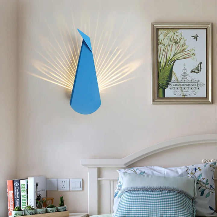 ElegantLuxe - Moderne LED Vegglampe Påfugl Fjær Skålift