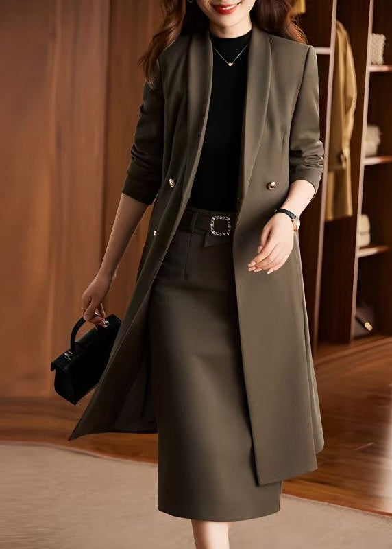 Luvik | Ruskea puuvillatrenssitakki kaksirivisesti