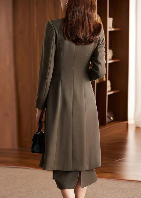 Luvik | Ruskea puuvillatrenssitakki kaksirivisesti