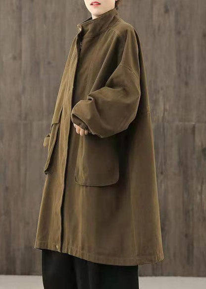 Luvik | Rento sukkaisen ruskean värinen trenchovercoat, jossa on vetoketjulliset taskut