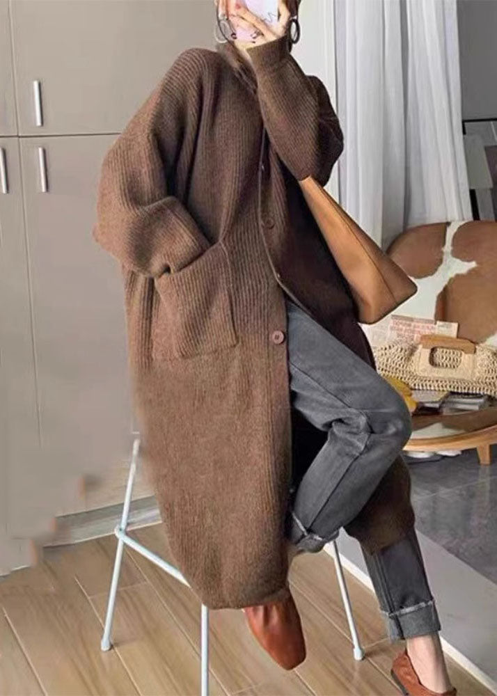 Luvik | Mukava harmaa villapaita, jossa on kaulus, taskut ja pitkät hihat