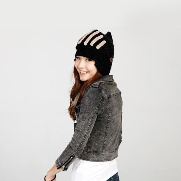 Håndlaget Strikket Ridderhjelm Beanie | Luvikno