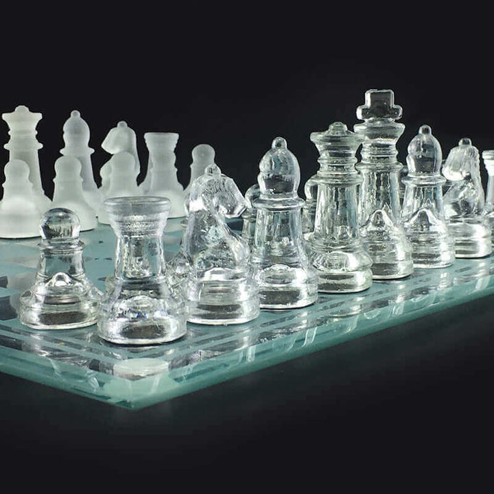 Luvikno | Glass Sjakksett