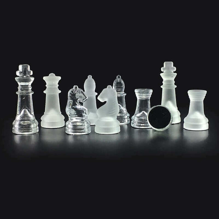 Luvikno | Glass Sjakksett