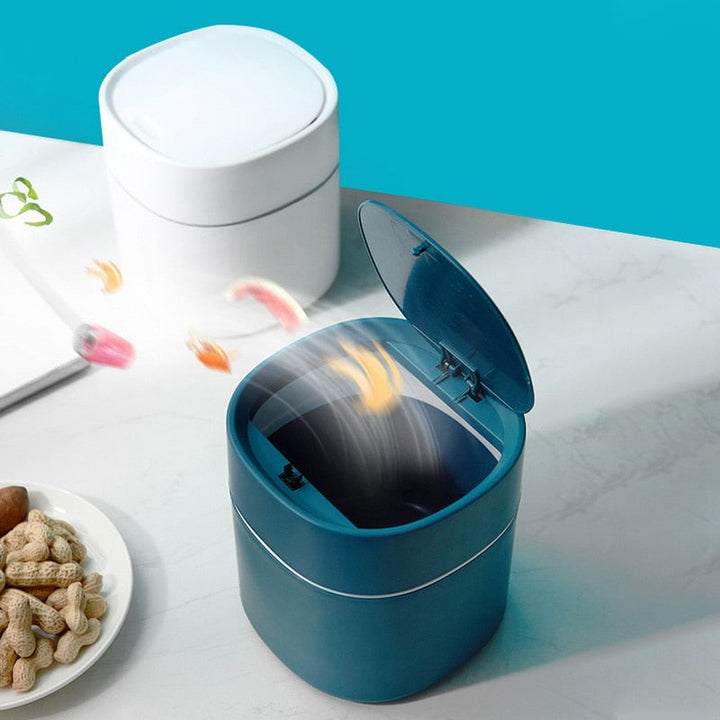 Office Wizard Mini Desktop Søppelbøtte | Luvikno