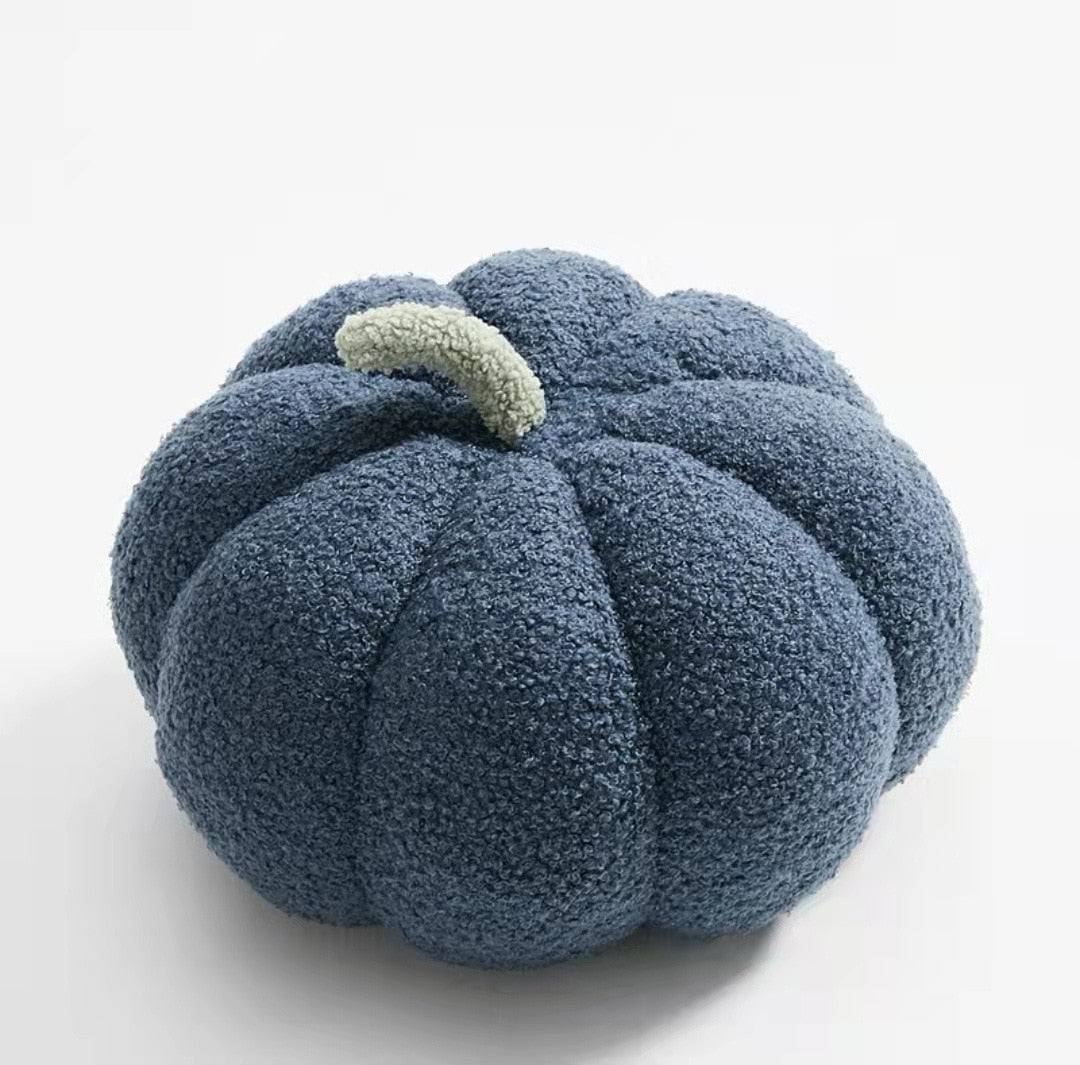 CozyPumpkin – Myk høstgresskarpute Luvikno