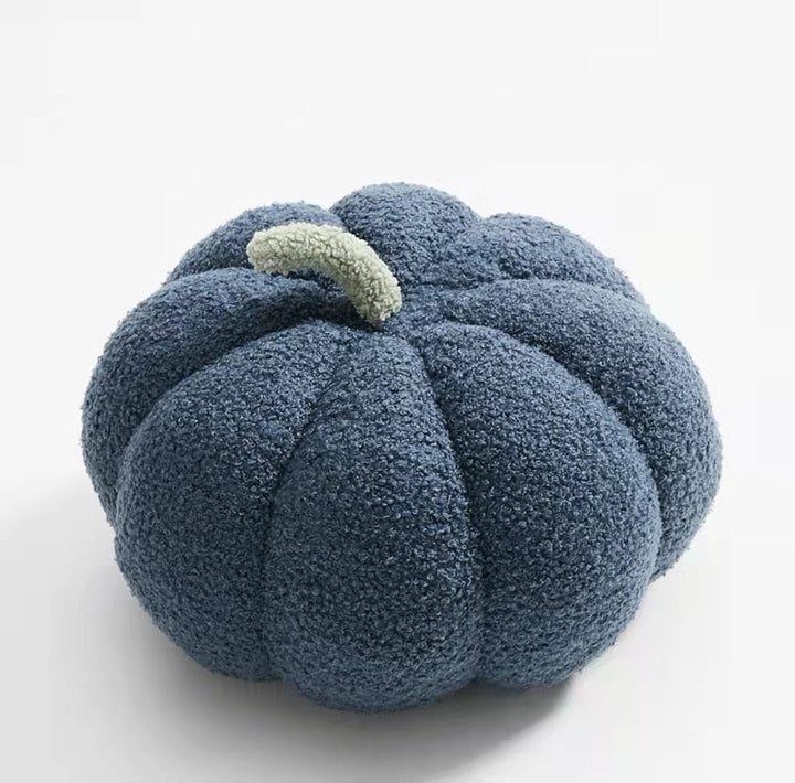 CozyPumpkin – Myk høstgresskarpute Luvikno