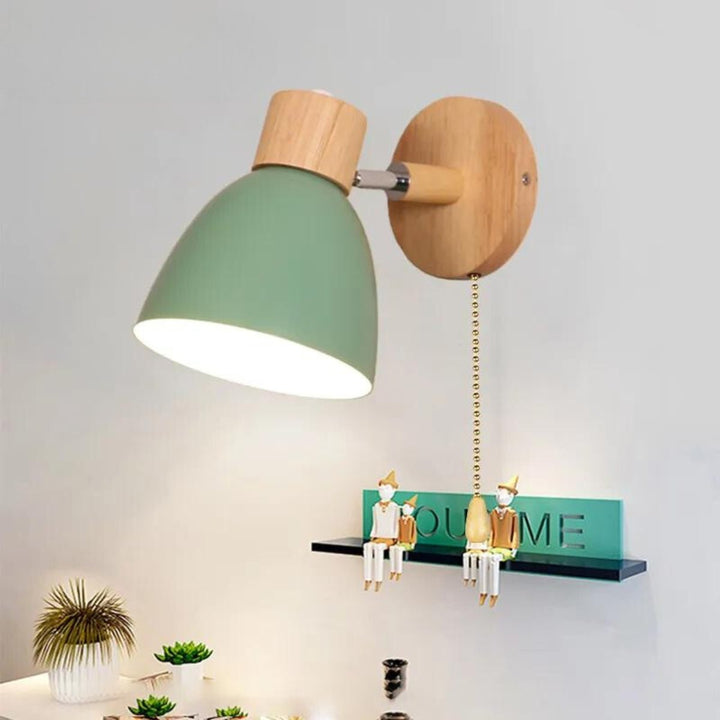 Elegant veggapplikasjon i tre - moderne og varmt design | Luvikno
