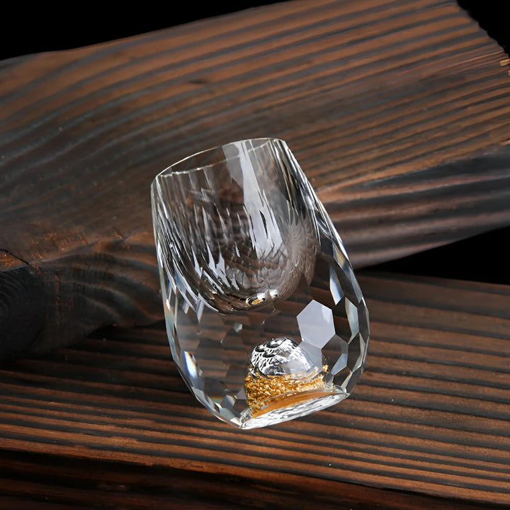 Luvikno | Luksus krystallglass med gullflak – Håndlaget – Sett med 2 – For whisky og premium drikkevarer