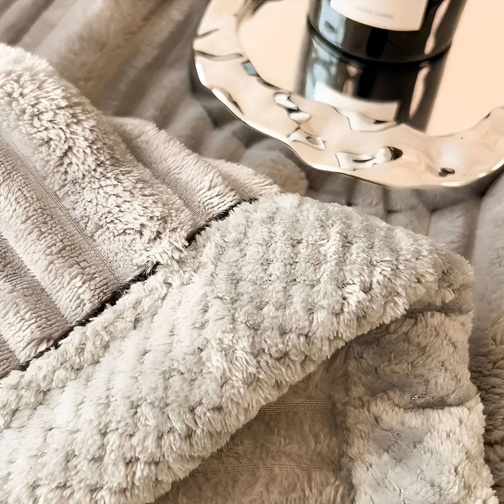 Luvikno | FLUFFIQUE - Premium Puselteppe