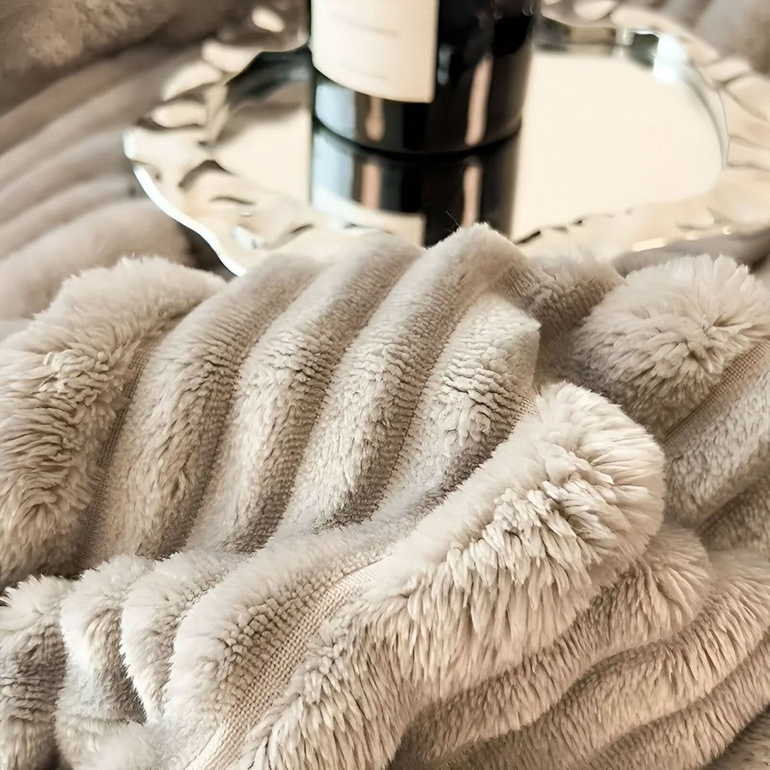 Luvikno | FLUFFIQUE - Premium Puselteppe