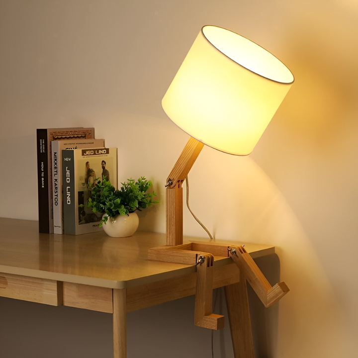 Fleksibel Robot Skrivebord Lampe Laget av Massivt Tre – LumoBot | Luvikno