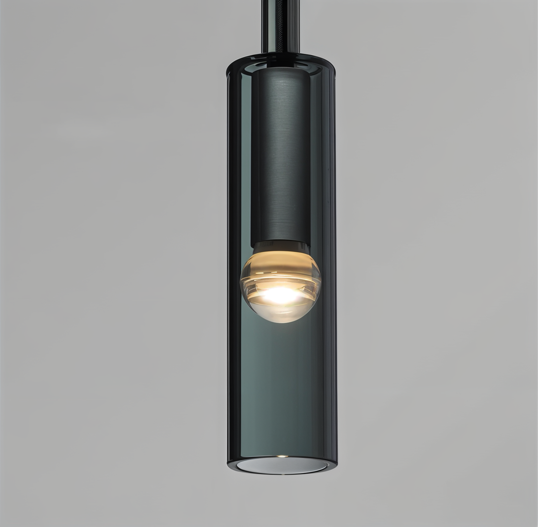 Minimalist vegglampe med røykglass – Orvane | Luvikno