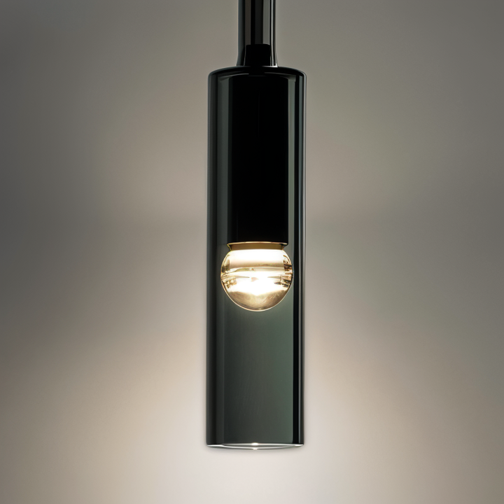 Minimalist vegglampe med røykglass – Orvane | Luvikno