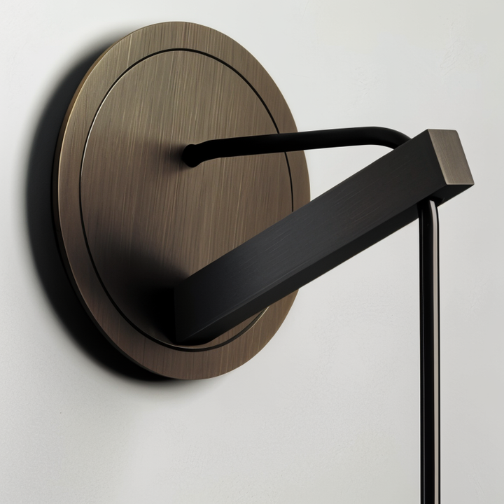 Minimalist vegglampe med røykglass – Orvane | Luvikno