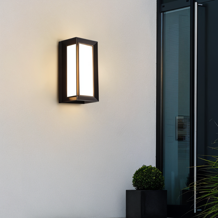 Vanntett utendørs LED-vegglampe med bevegelsessensor | Luvikno
