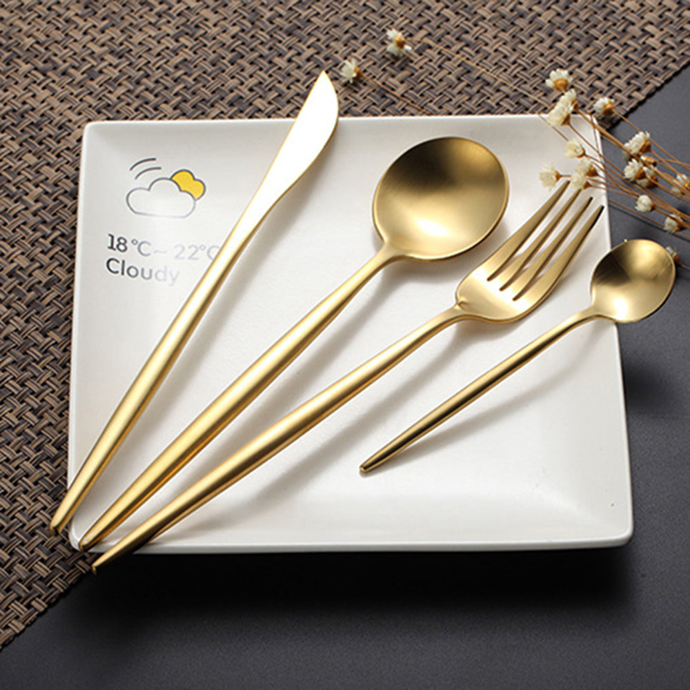 Arya Gold Bestikksett – Elegant Enkelhet i Gull | Luvikno