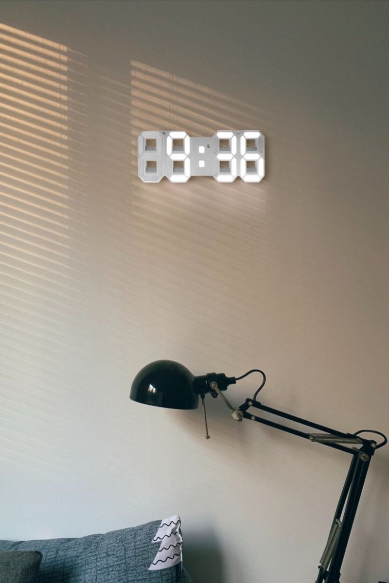Luvikno | Digital 3D LED Veggur – Moderne design med dimmefunksjon og optimal synlighet