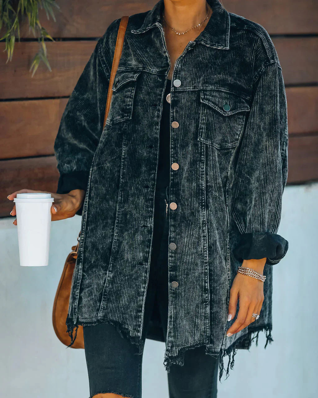 Luvik | Tyylikäs takki käytetyillä yksityiskohdilla ja mukavilla taskuilla harmaana