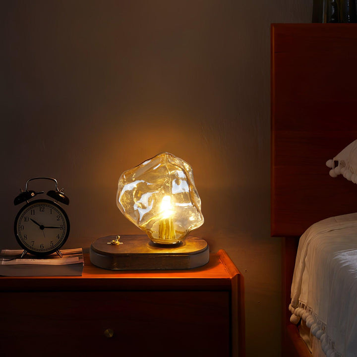 Luvikno | GlowCraft Bordlampe - Elegant trådløs bordlampe med bevegelsessensor